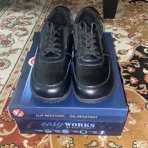 Easy Works Black 8.5 Women’s Slip Resistant Shoes